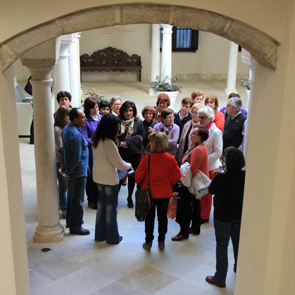 Encuentro con profesores/as y educadores/as